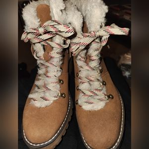 Women boots LIKE NEW!!!!